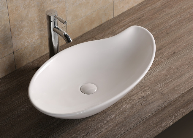 Ceruttispa CR7265B накладная, белая, асимметричная 660х380х145