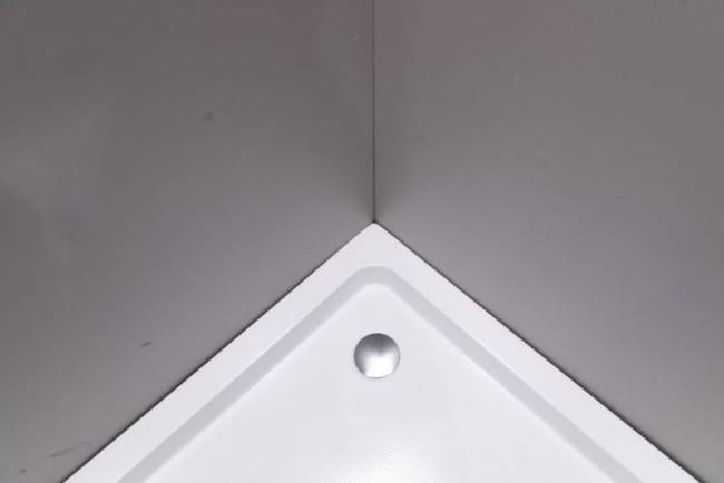 Esbano ESD-7015B 90*90*200 L/R с поддоном
